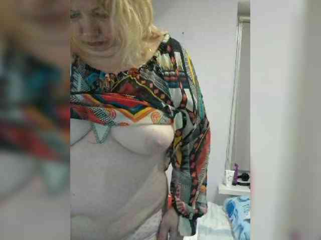 LucyAlexis webcam