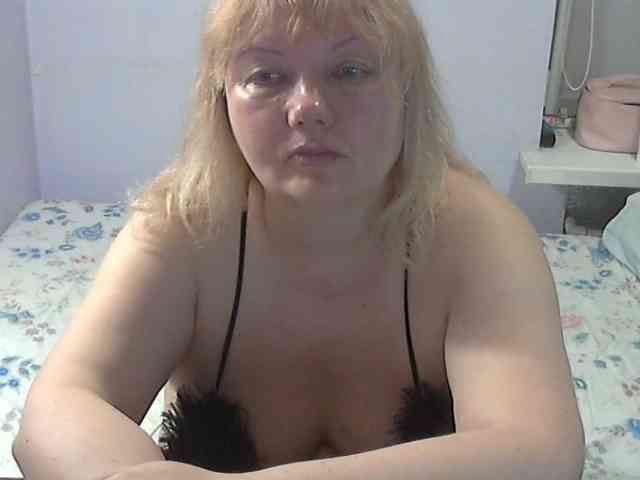 LucyAlexis webcam