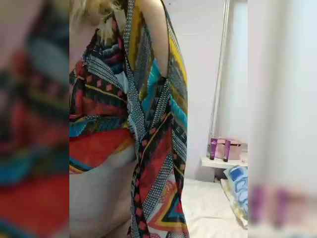 LucyAlexis webcam