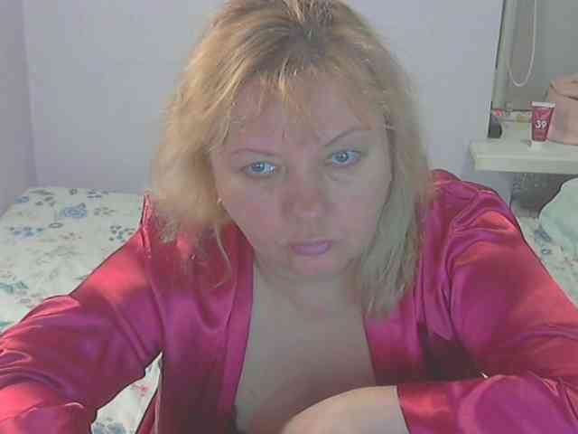 LucyAlexis webcam