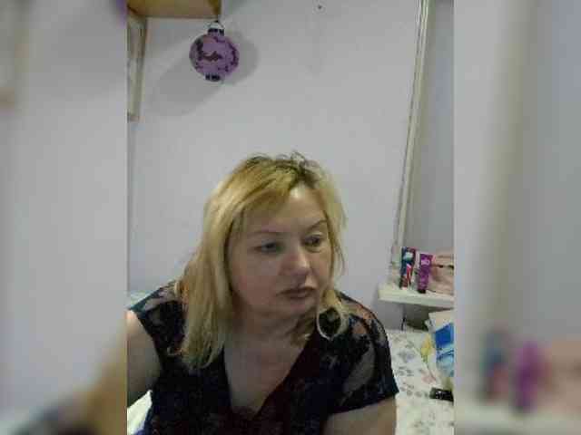 LucyAlexis webcam