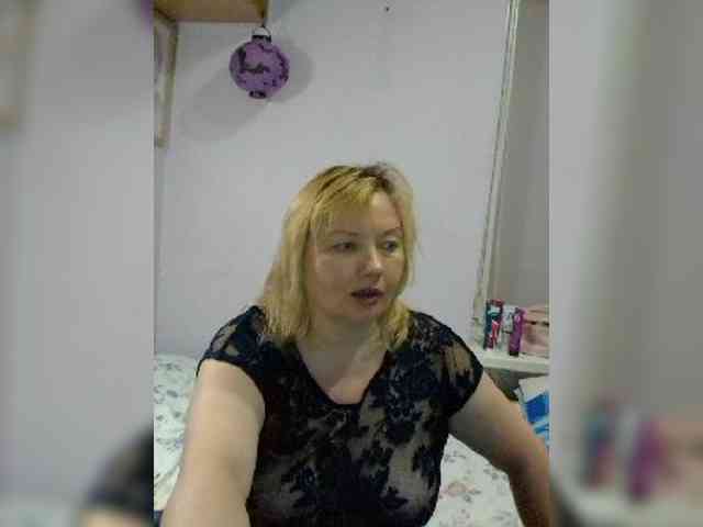 LucyAlexis webcam
