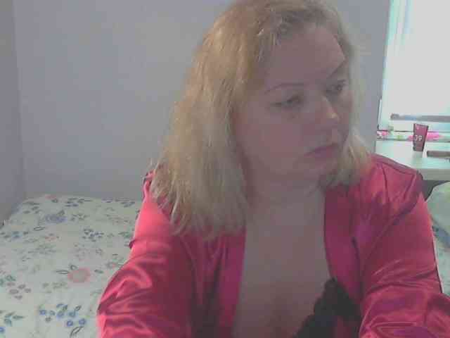 LucyAlexis webcam