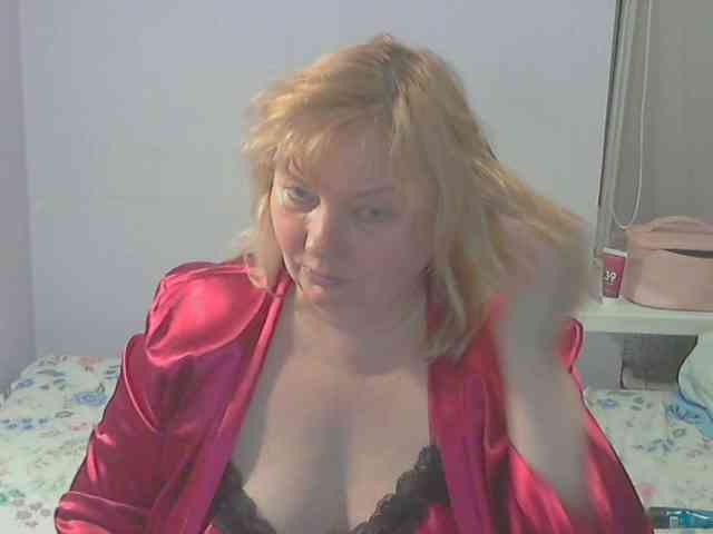 LucyAlexis webcam