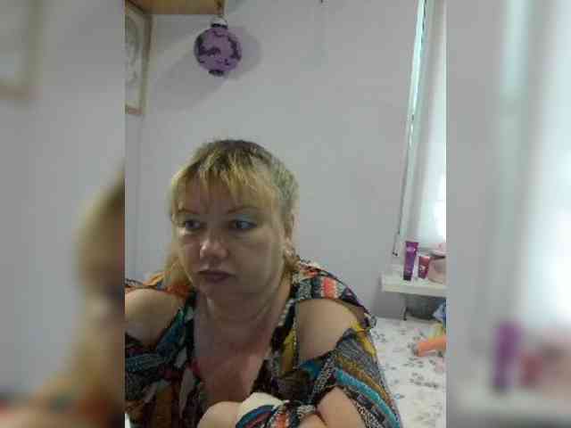 LucyAlexis webcam