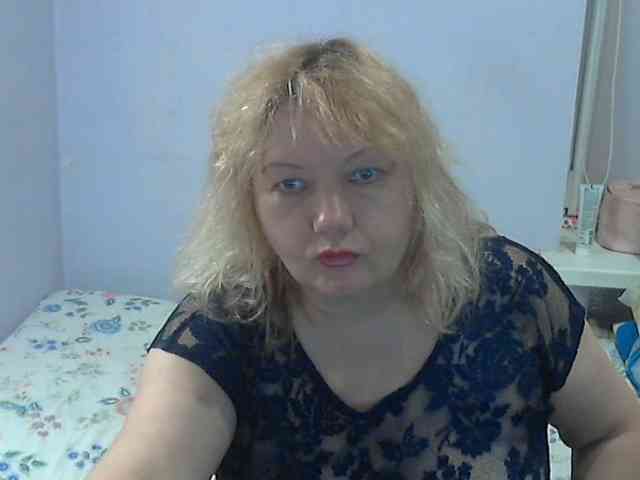 LucyAlexis webcam