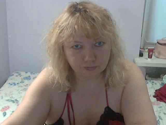 LucyAlexis webcam