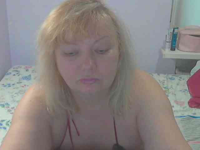 LucyAlexis webcam
