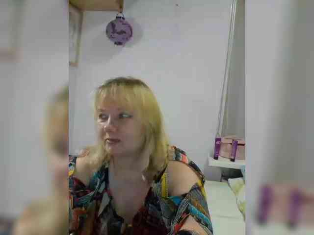 LucyAlexis webcam