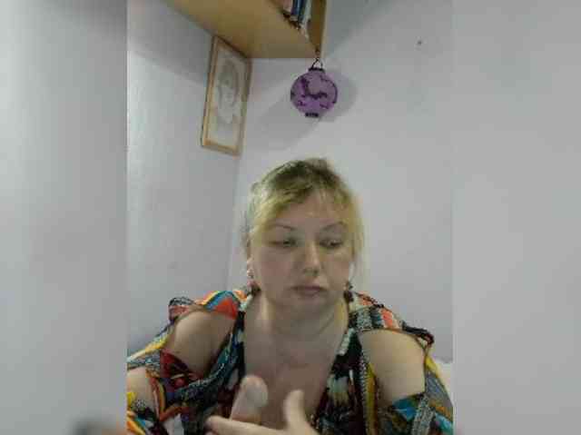 LucyAlexis webcam