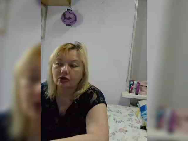 LucyAlexis webcam
