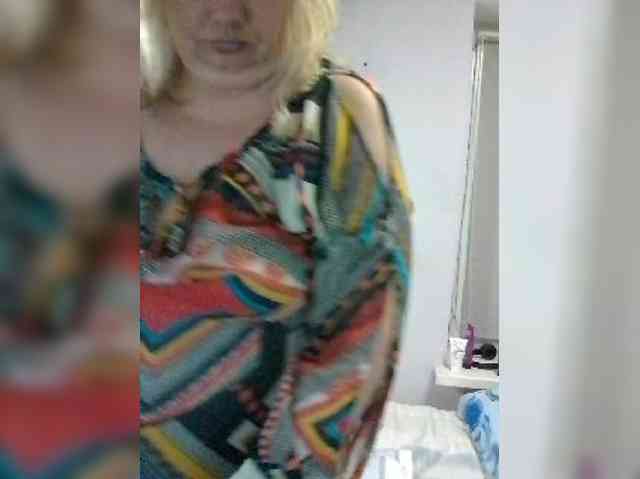 LucyAlexis webcam