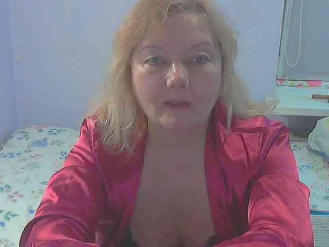 LucyAlexis webcam