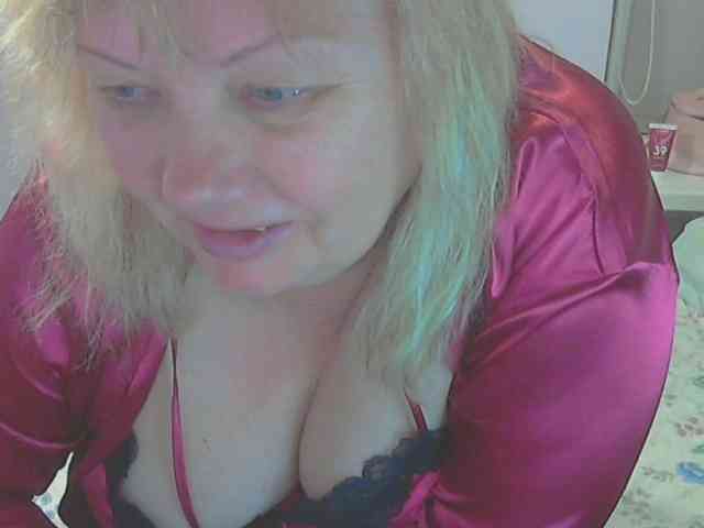 LucyAlexis webcam