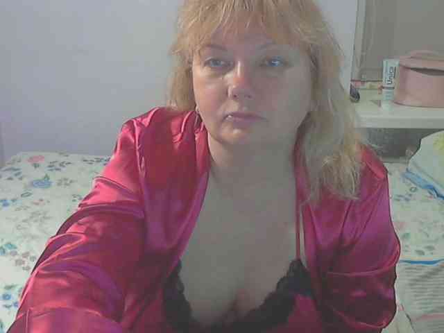 LucyAlexis webcam