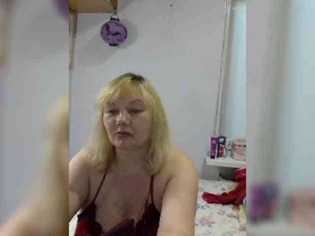 LucyAlexis webcam