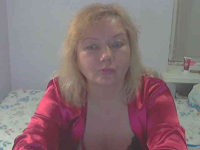 LucyAlexis webcam