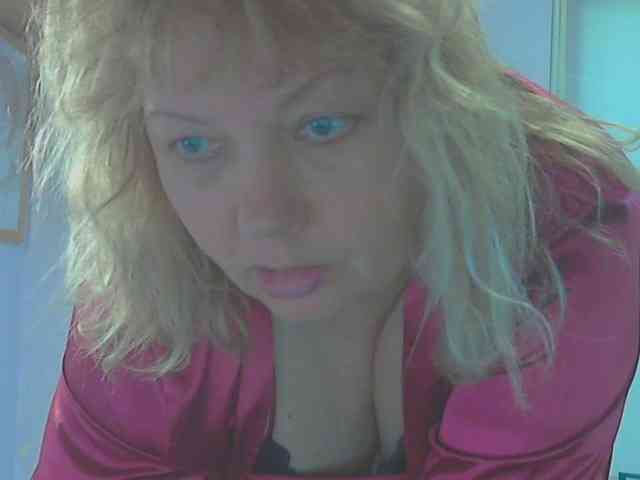 LucyAlexis webcam