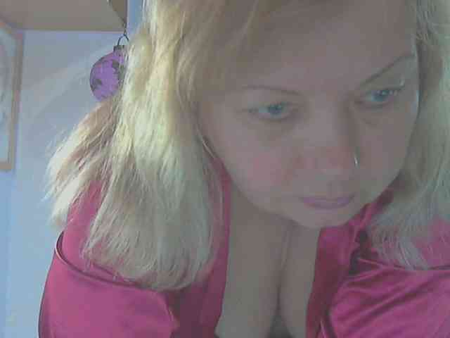LucyAlexis webcam