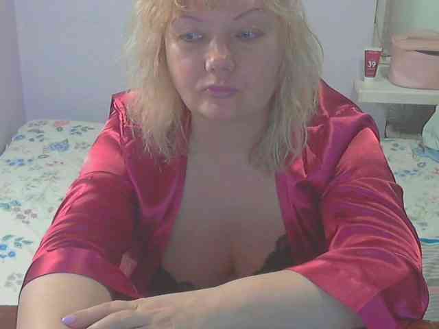LucyAlexis webcam