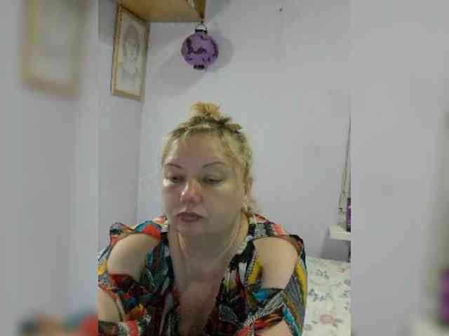 LucyAlexis webcam