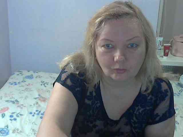 LucyAlexis webcam