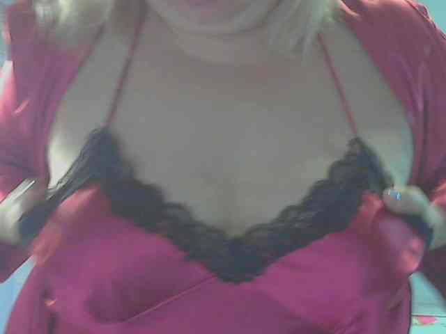 LucyAlexis webcam