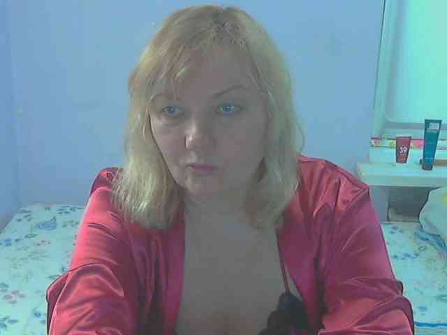 LucyAlexis webcam