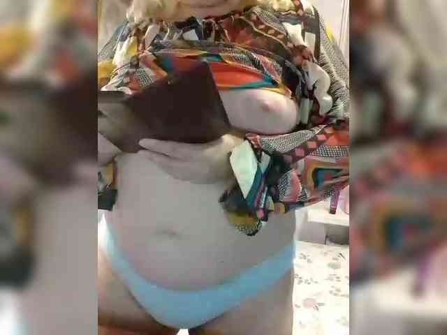LucyAlexis webcam