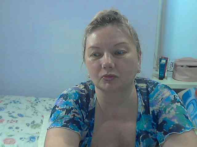 LucyAlexis webcam