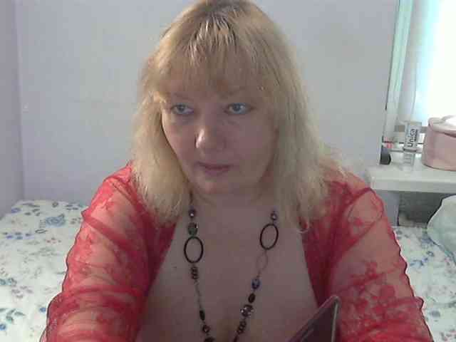 LucyAlexis webcam
