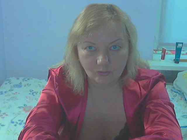 LucyAlexis webcam