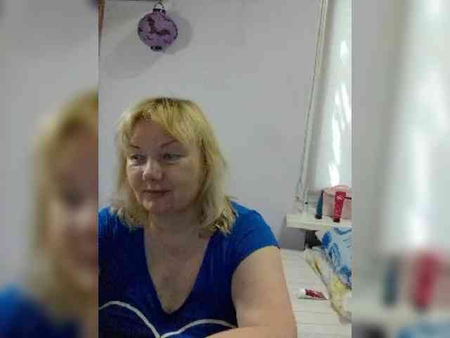 Lucyalexis's cam show statistics and live stream