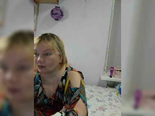LucyAlexis webcam