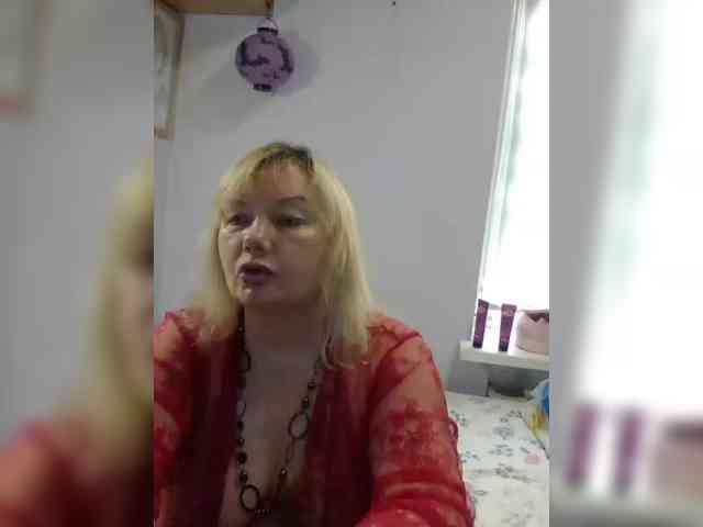 LucyAlexis webcam