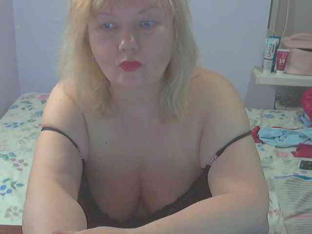 LucyAlexis webcam