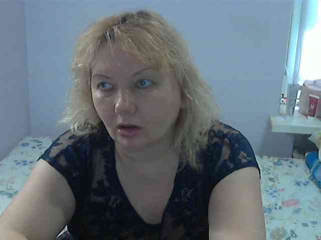 LucyAlexis webcam