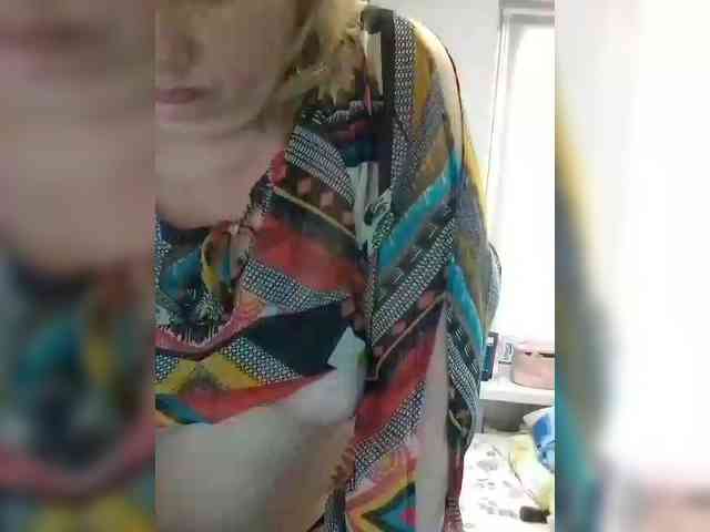 LucyAlexis webcam