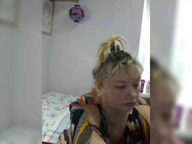 LucyAlexis webcam