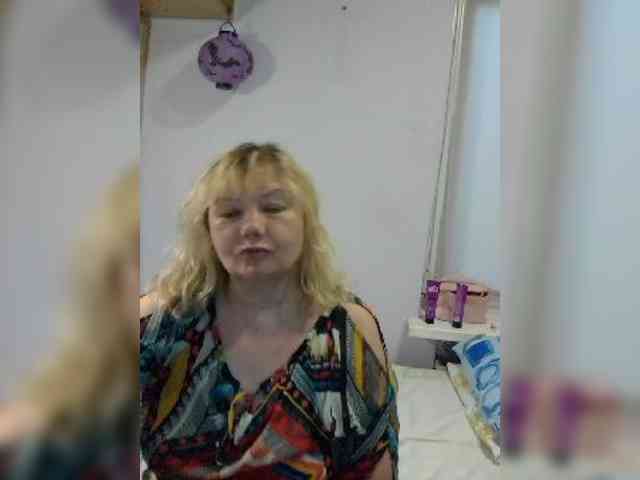 LucyAlexis webcam