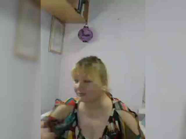 LucyAlexis webcam
