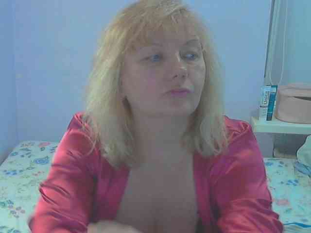 LucyAlexis webcam