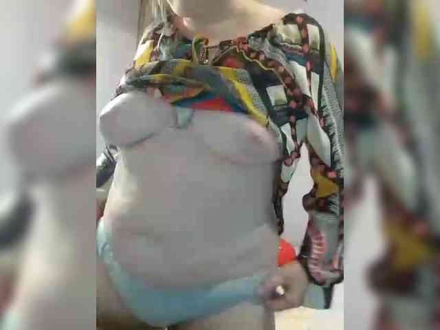 LucyAlexis webcam