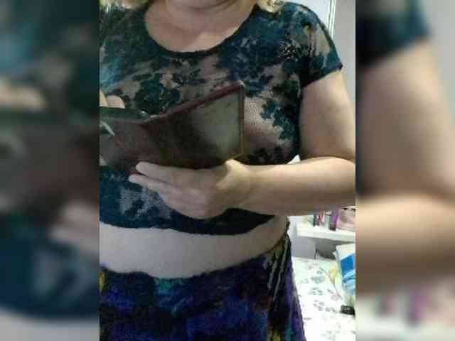 LucyAlexis webcam