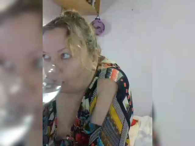 LucyAlexis LucyAlexis
