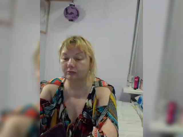 LucyAlexis webcam