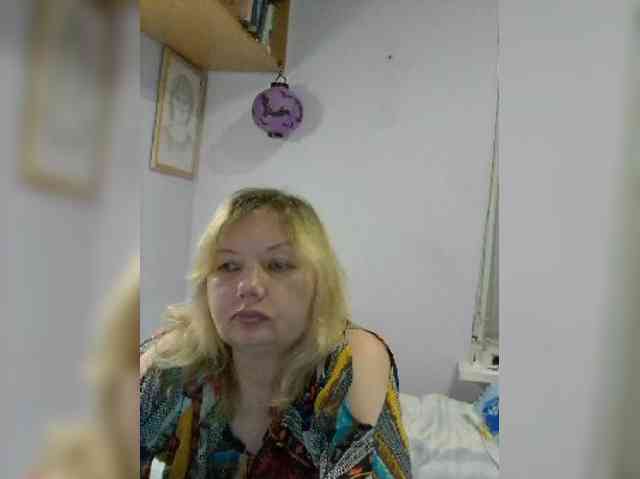 LucyAlexis webcam