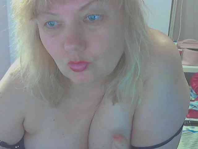 LucyAlexis webcam