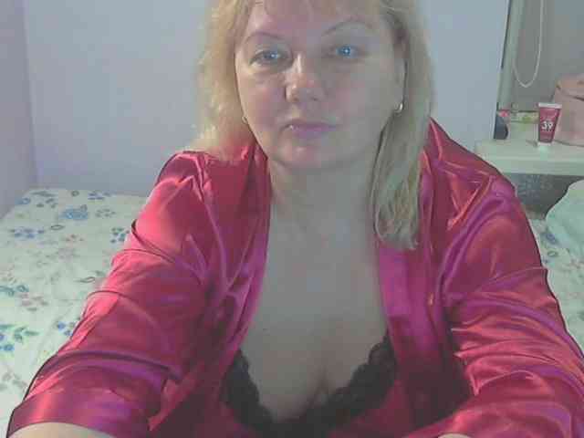 LucyAlexis webcam
