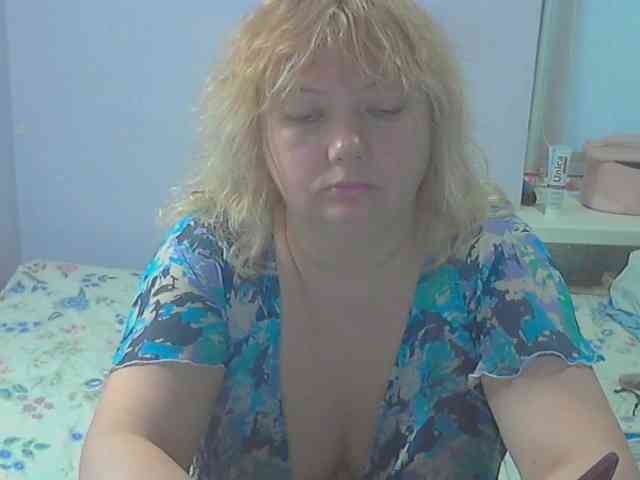 LucyAlexis webcam